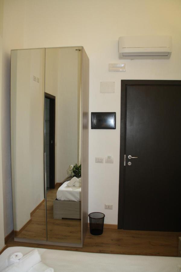 Le Colonne Milano Bed & Breakfast Екстериор снимка