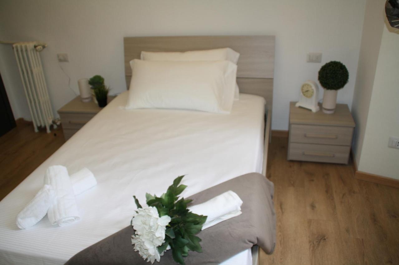 Le Colonne Milano Bed & Breakfast Екстериор снимка