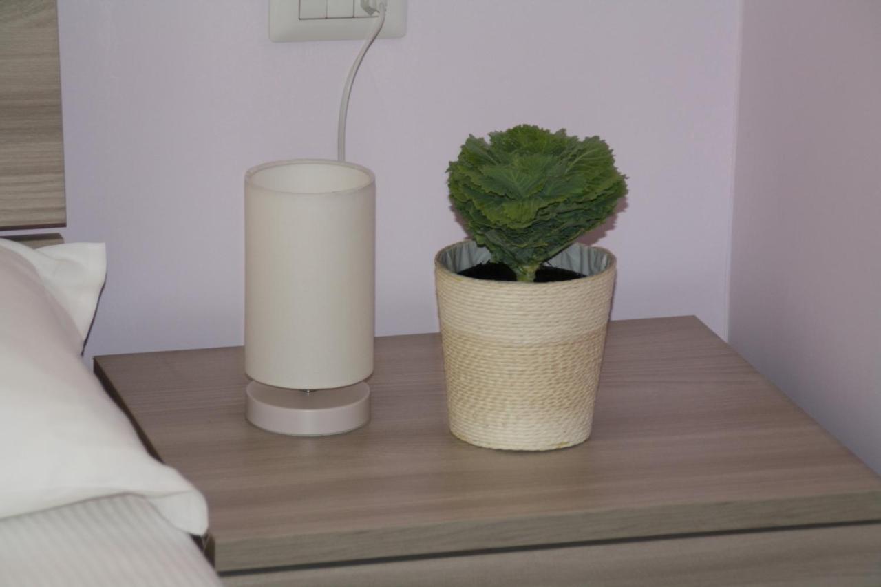Le Colonne Milano Bed & Breakfast Екстериор снимка